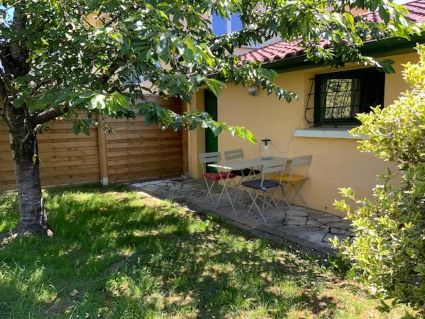 Maisonnette 2 A 4 Pers- Jardin Privatif Cloture- Calme- Stationnement Gratuit- Pau Ouest Billere Exteriér fotografie
